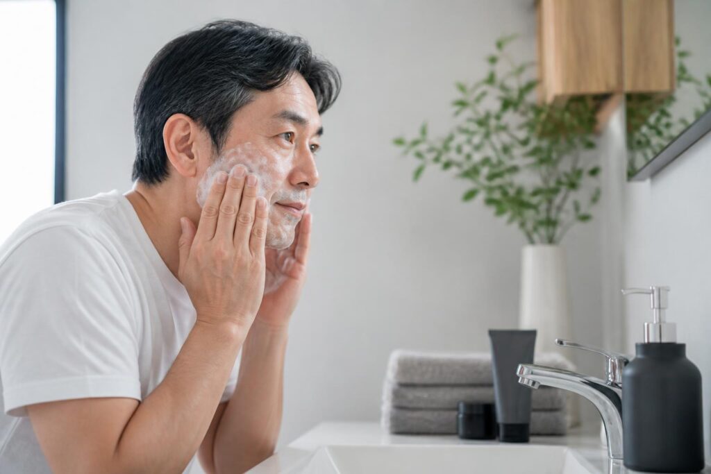 50代男性のためのほうれい線を改善するマッサージ方法は？